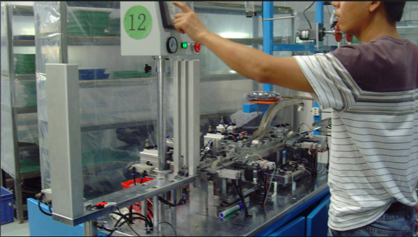 HDMI SMT、 DIP 帶裝自動(dòng)組裝機(jī)